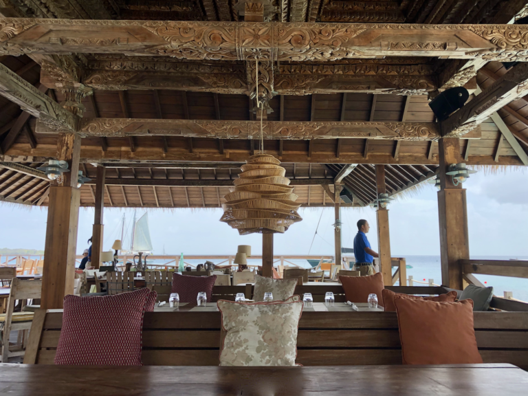 5 of the best Caribbean Beach Bars