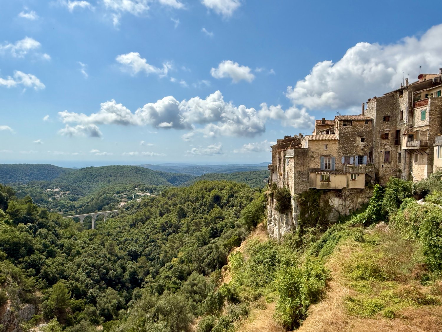 Tourrettes-sur-Loup village